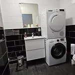 Sewdien's Maashaven Apartmán *