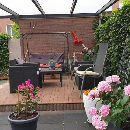 Sewdien's Maashaven *