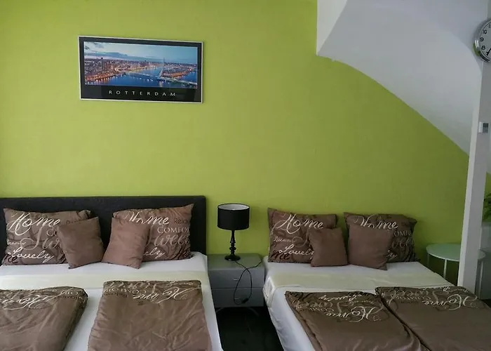 Sewdien's Maashaven Apartment Rotterdam