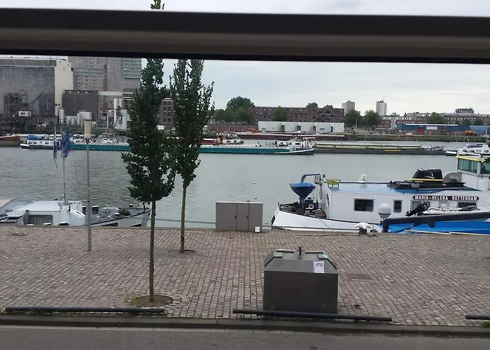 Apartment Sewdien's Maashaven Rotterdam