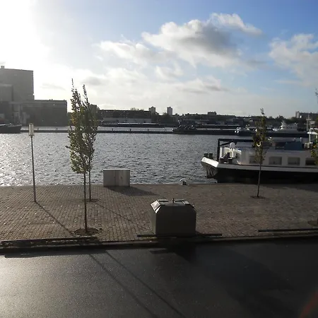 Apartment Sewdien's Maashaven *